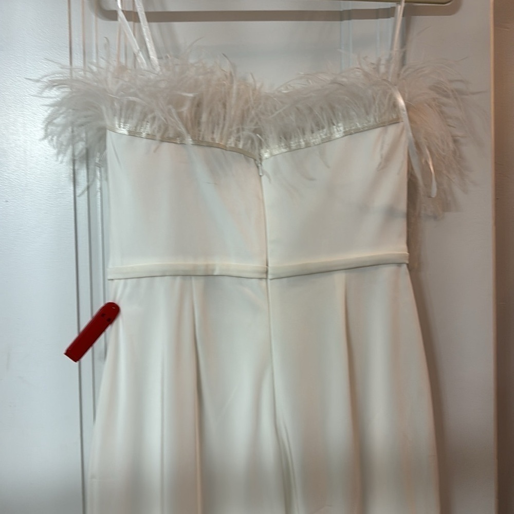 Mac Duggal white jumpsuit with feathers - Picture 8 of 10